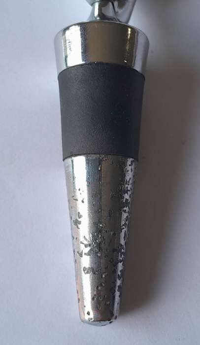 Vintage Solid Metal Sommelier Wine Bottle Stopper. (Carrol Boyes Style).
