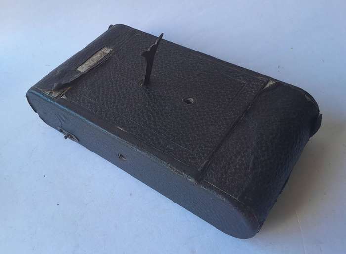 1930's Art Deco Brownie Junior Six-16 Box Camera + 1 Other (For Restoration, Parts Or Display).