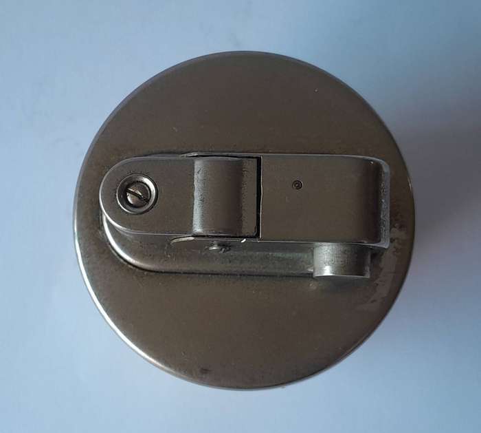 Vintage 1950's Cream Ceramic Push-Button Table Lighter.