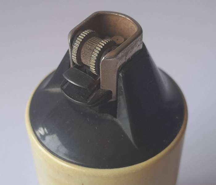 Vintage "Cricket By Gillette" Galleon Table Lighter.