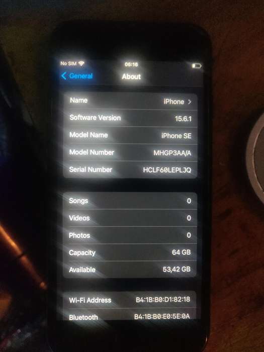Pre-owned iPhone SE 2nd Gen