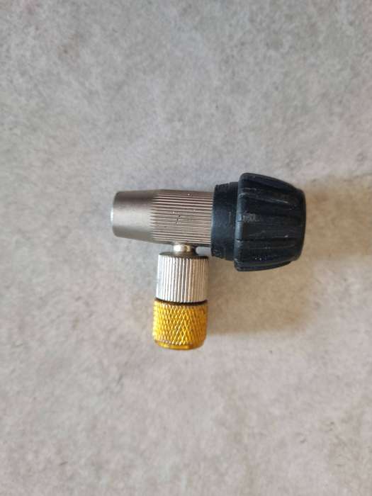 Bicycle CO2 Adapter
