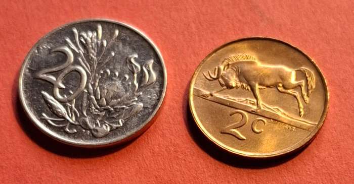 SOUTH AFRICA 20 Cent 1990 & 2c 1990 - in excellent condition!!