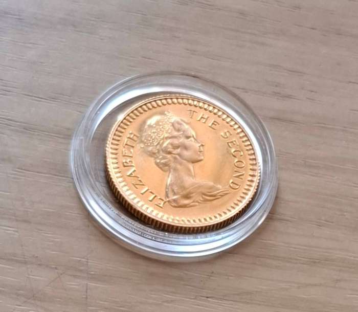 RHODESIA 1 Gold Pound 1966 - rare vintage gold coin