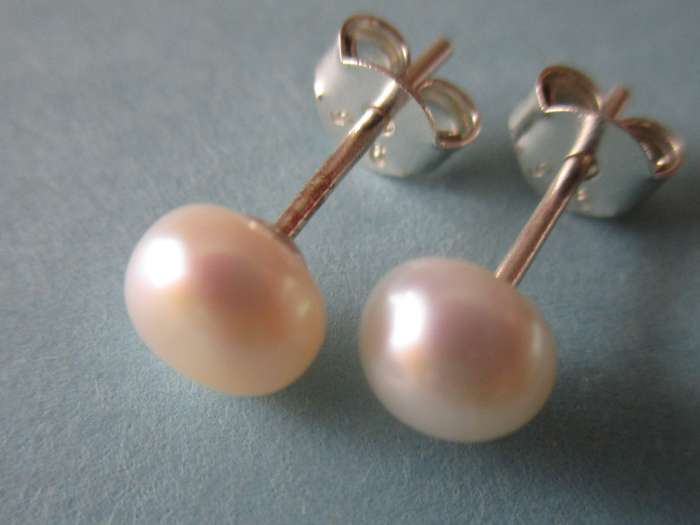 925, Sterling Silver  and Fresh water Pearl Earrings