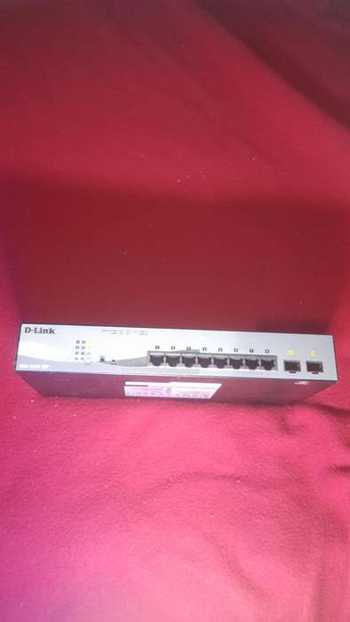 D-Link 8 port Managed PoE Switch