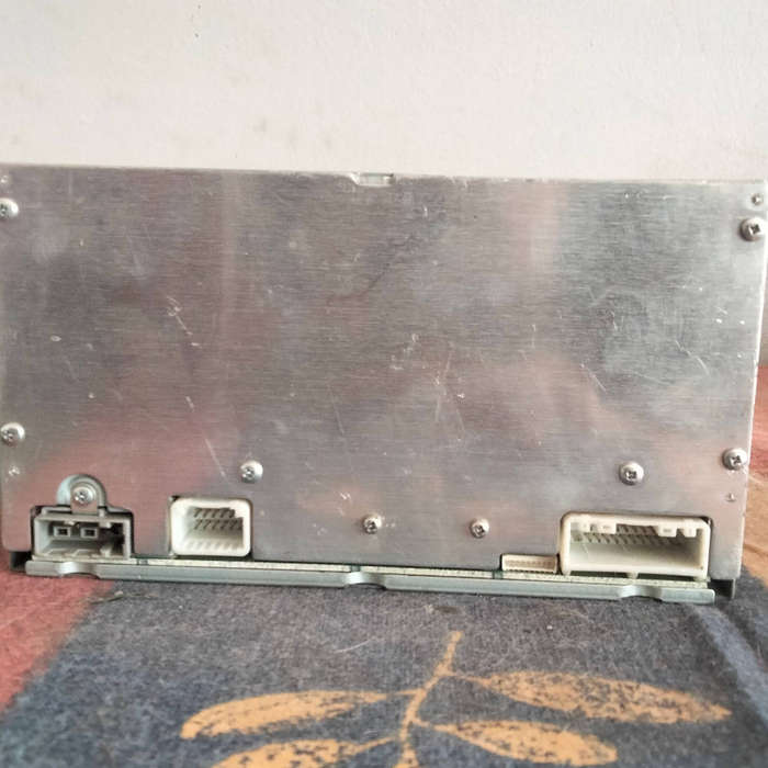 Nissan car radio