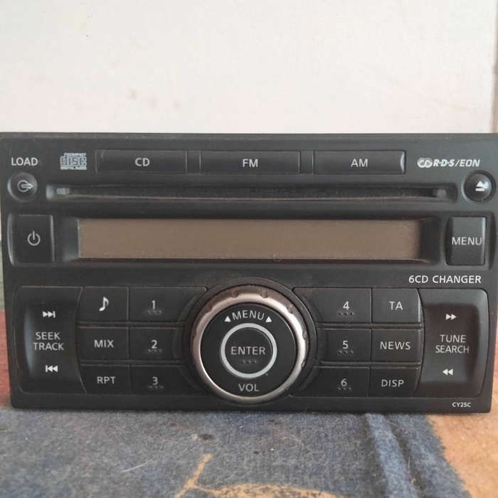 Nissan car radio