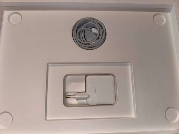 Macbook air 15" M4 256gb SSD brand new