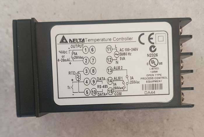 DELTA DTA4848R0 DTA Series Temperature Controller Relay O/P