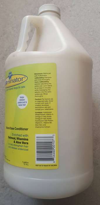 Furminator Deshed Solution for long & short-haired dogs & cats 3.78L