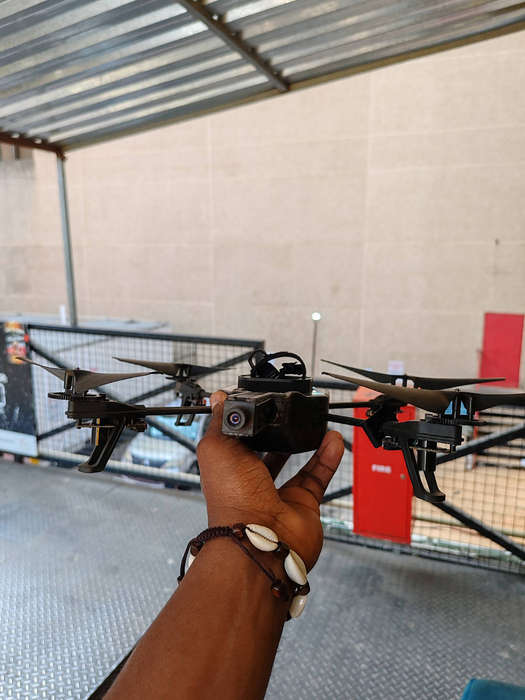AR DRONE 2.0