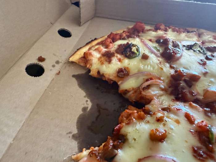 Halaal Frozen Pizza _ Tikka Chiken_Large 30cm