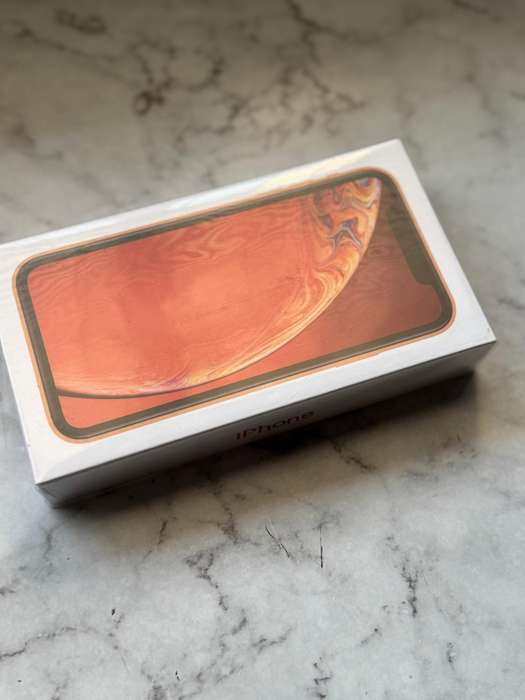 iPhone XR - Coral| 64GB