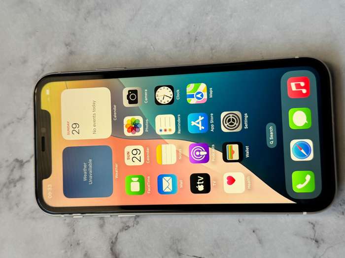 Apple iPhone 11 64GB White