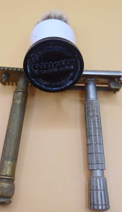 Two safety razors