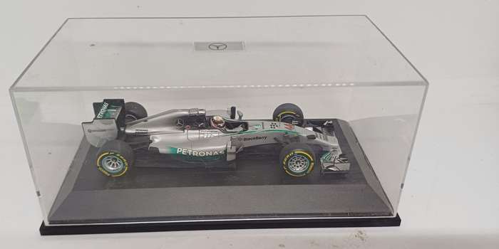 Formula 1 F1 diecast  1:43