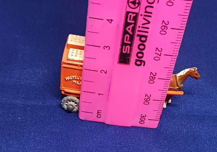 Matchbox lesney milk float no 7