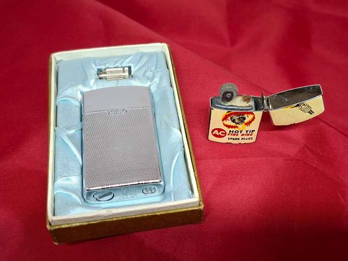 Lighters-penguines