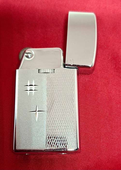 Lighters-penguines