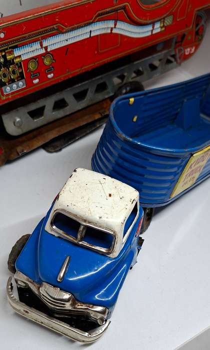 Very old tin toys - needs repairs!