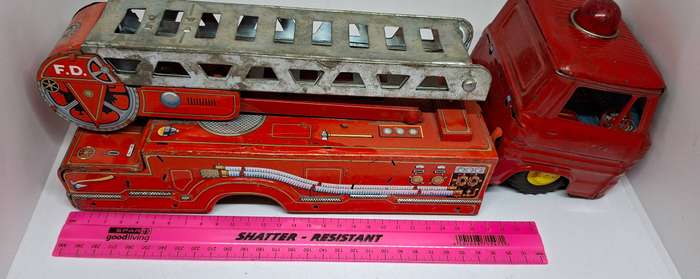 Very old tin toys - needs repairs!