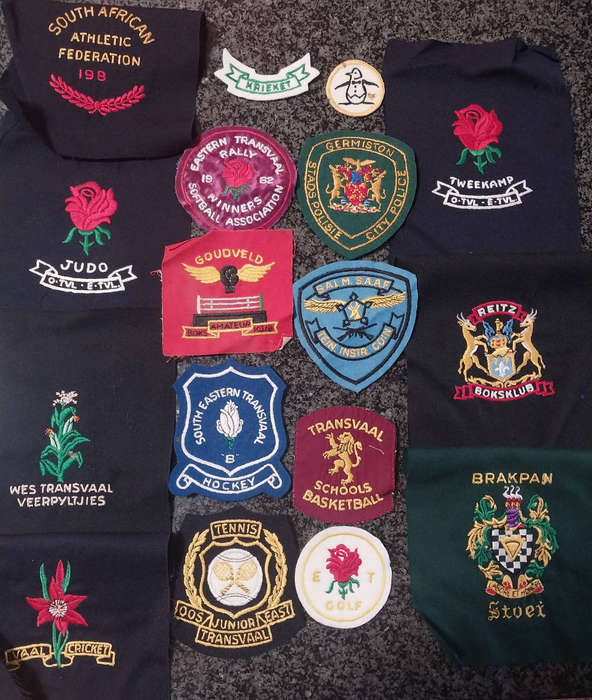Sport blazer badges