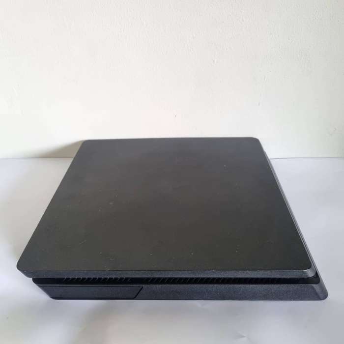 Playstation 4 Slim Console 1TB - PS4