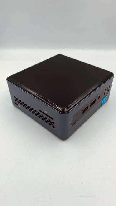 Intel NUC BOXNUC7CJYH (Intel Celeron J4005, 256GB SSD & 8GB RAM)