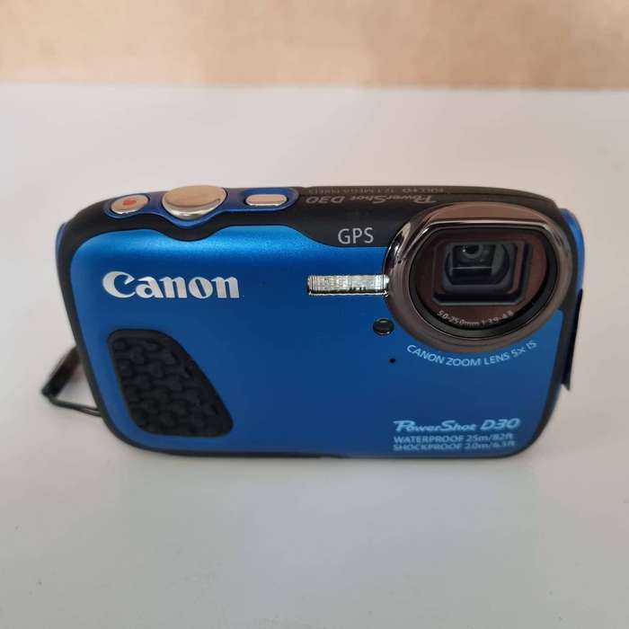 Canon Powershot D30 Compact Digital Camera with Rugged Housing (12.1MP)(Blue)