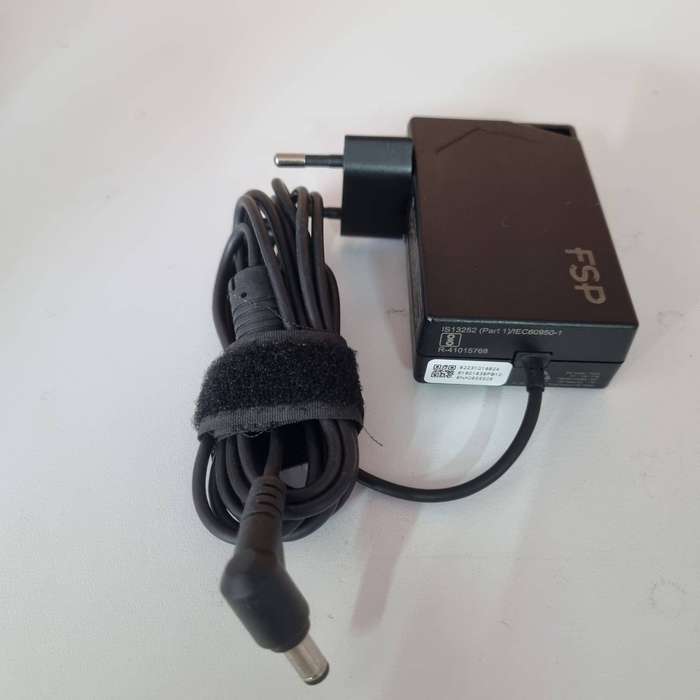 Intel NUC (Intel i3, 128GB SSD & 8GB RAM)