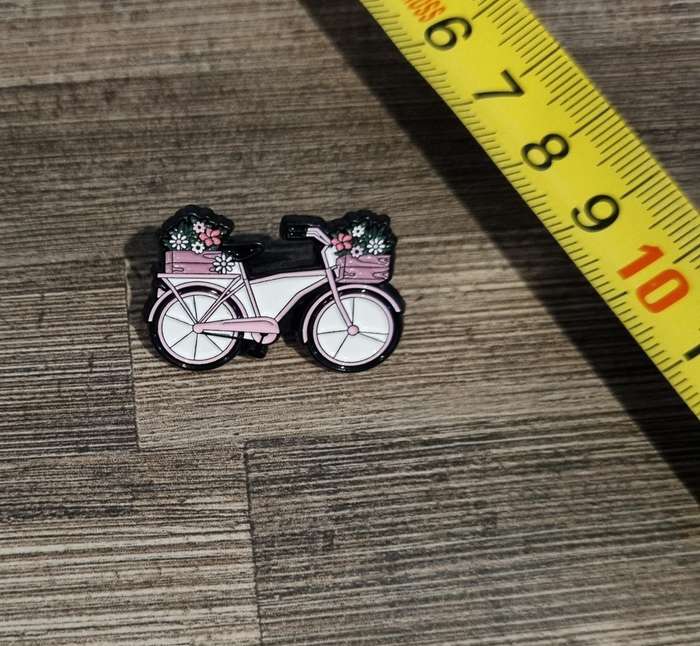 Bicycle + Flowers Enamel Pin