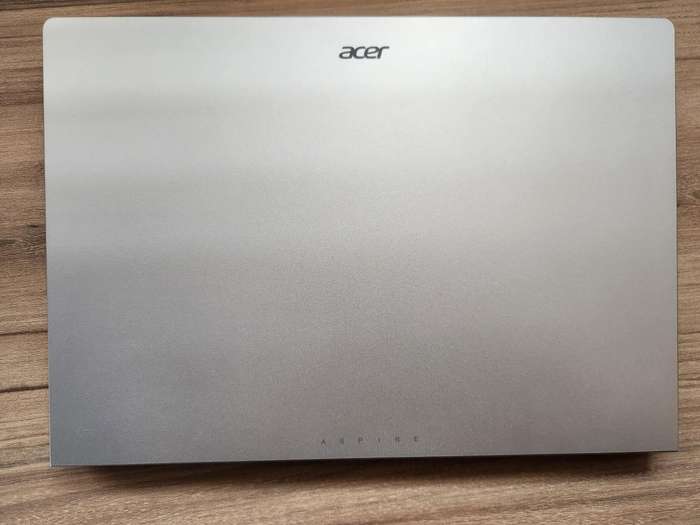 Acer Aspire Lite 14 Intel Notebook + Free Laptop Bag