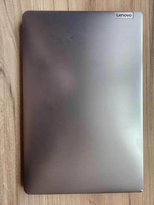 Lenovo IdeaPad 3 AMD Athlon Gold 3150U Notebook + Free Laptop Bag