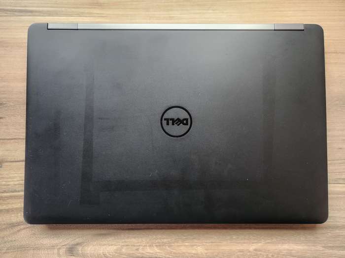 Dell Latitude E5570 Intel Core i7 + Free Laptop Bag