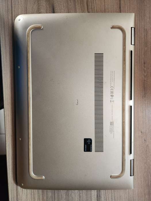 HP Pavilion x360 Convertible Touchscreen Intel Core i5 + Free Laptop Bag