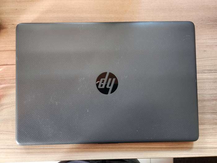 Hp Notebook 255 G8 AMD Ryzen 3 + Free Laptop Bag