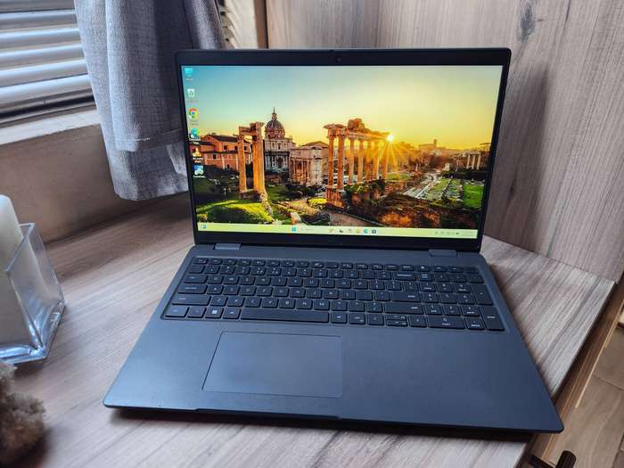 Dell Latitude 3540 Intel Core I5 13th Gen +Free Laptop Bag