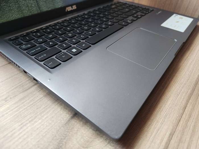 Asus Vivobook X515EA Intel Core I5 11th Gen + Free Laptop Bag