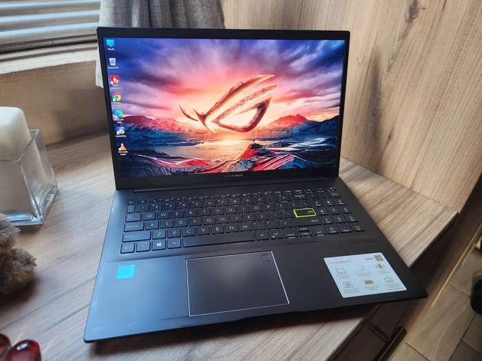 Asus VivoBook 15 X513EA Intel Core I3 11th Gen + Free Laptop Bag