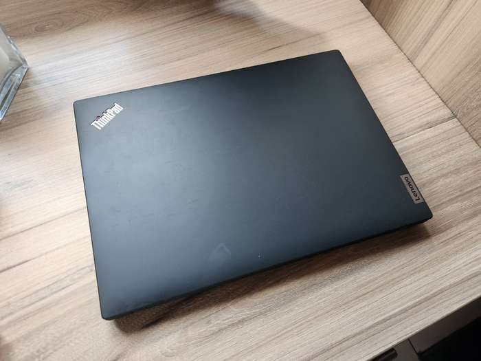 Lenovo ThinkPad T14 Gen 3 AMD Ryzen 5 Pro + Free Laptop Bag