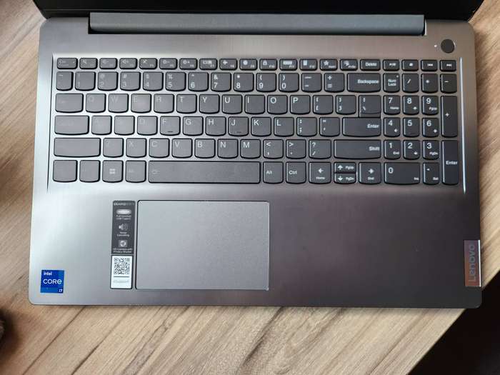 Lenovo IdeaPad Slim 3i Intel Core I7-12th Gen + Free Laptop Bag