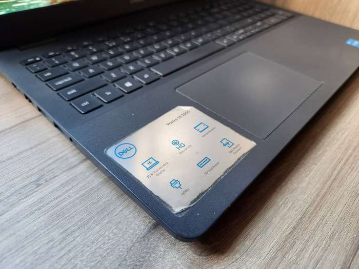 Dell Vostro 3500 11th Gen Intel Core i3 + Free Laptop Bag