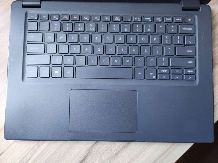Dell Latitude 3410 Intel Core i7 10th Gen + Free Laptop Bag
