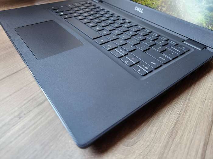 Dell Latitude 3410 Intel Core i7 10th Gen + Free Laptop Bag