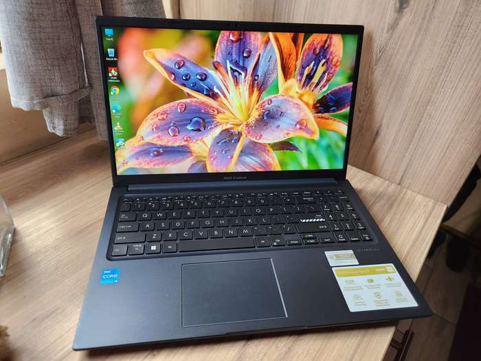 ASUS Vivobook 15 X1504ZA Intel Core I5 12th Gen + Free Laptop Bag