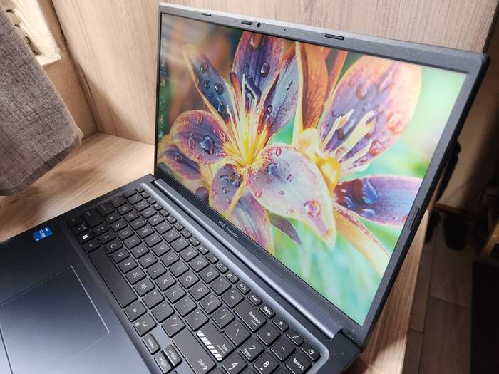 ASUS Vivobook 15 X1504ZA Intel Core I5 12th Gen + Free Laptop Bag
