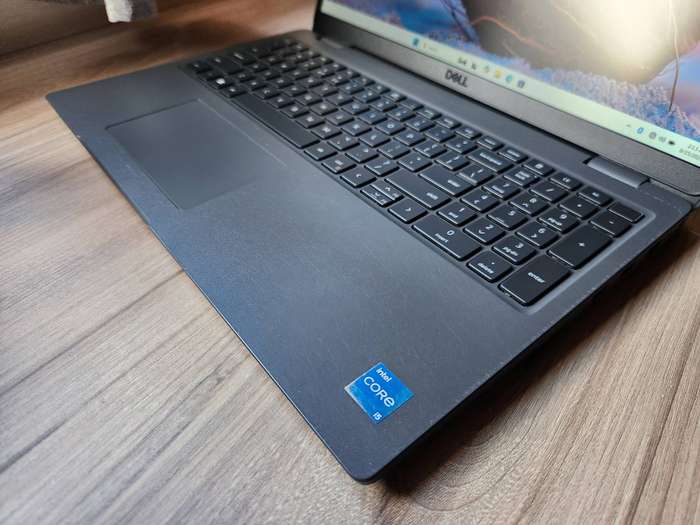 Dell Latitude 3540 Intel Core I5 13th Gen + Free Laptop Bag