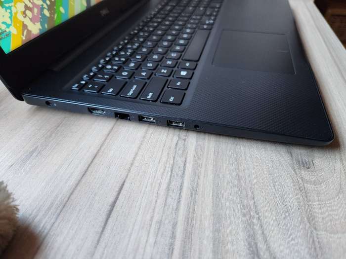 Dell Vostro 3590 Intel Core I5 10th Gen + Free Laptop Bag