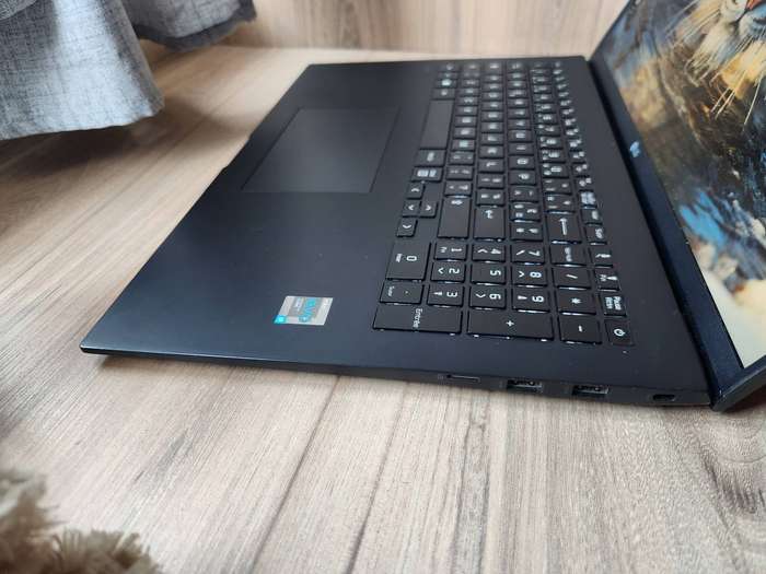 LG Gram 16 Evo 11th Gen Intel® Core i7 + Free Laptop BackPack